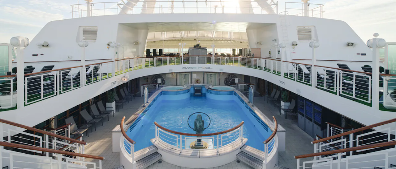 Oasis Pool