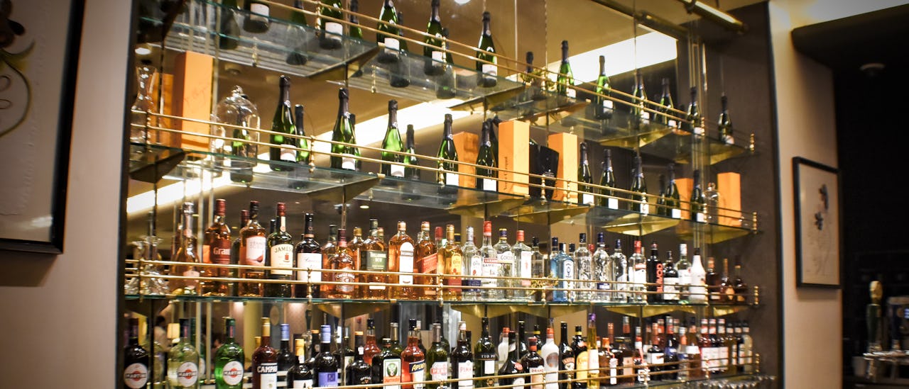 Botanical Lounge