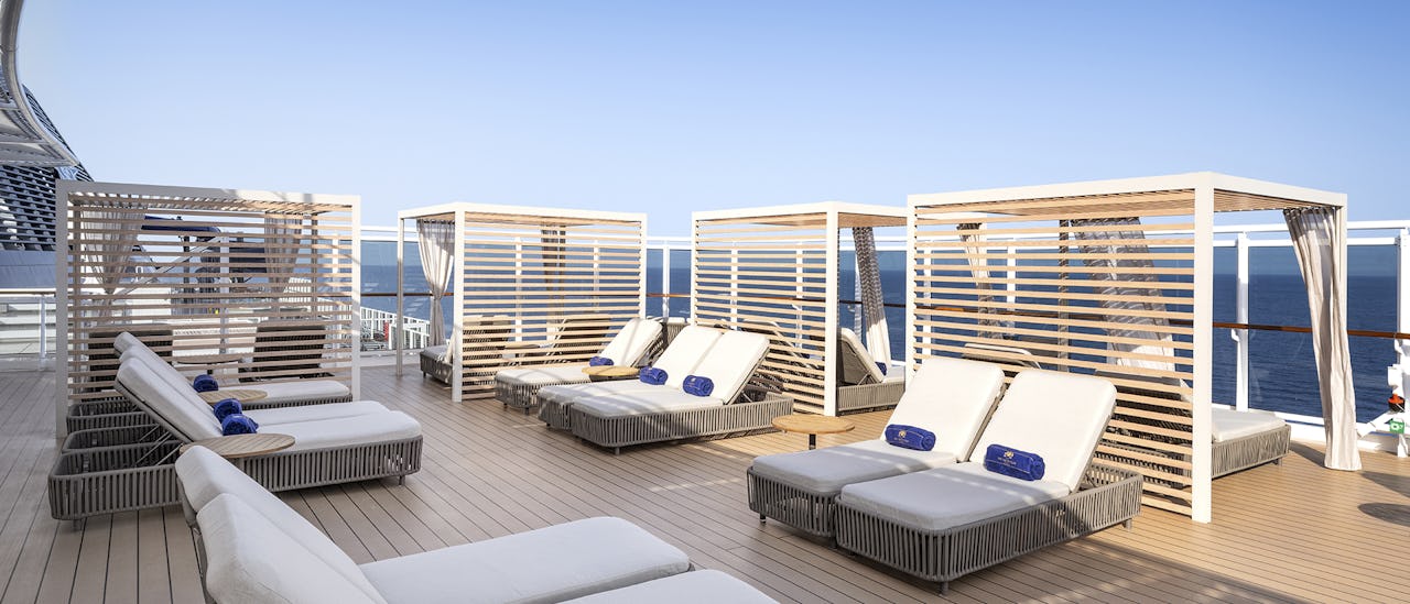 Yacht Club
