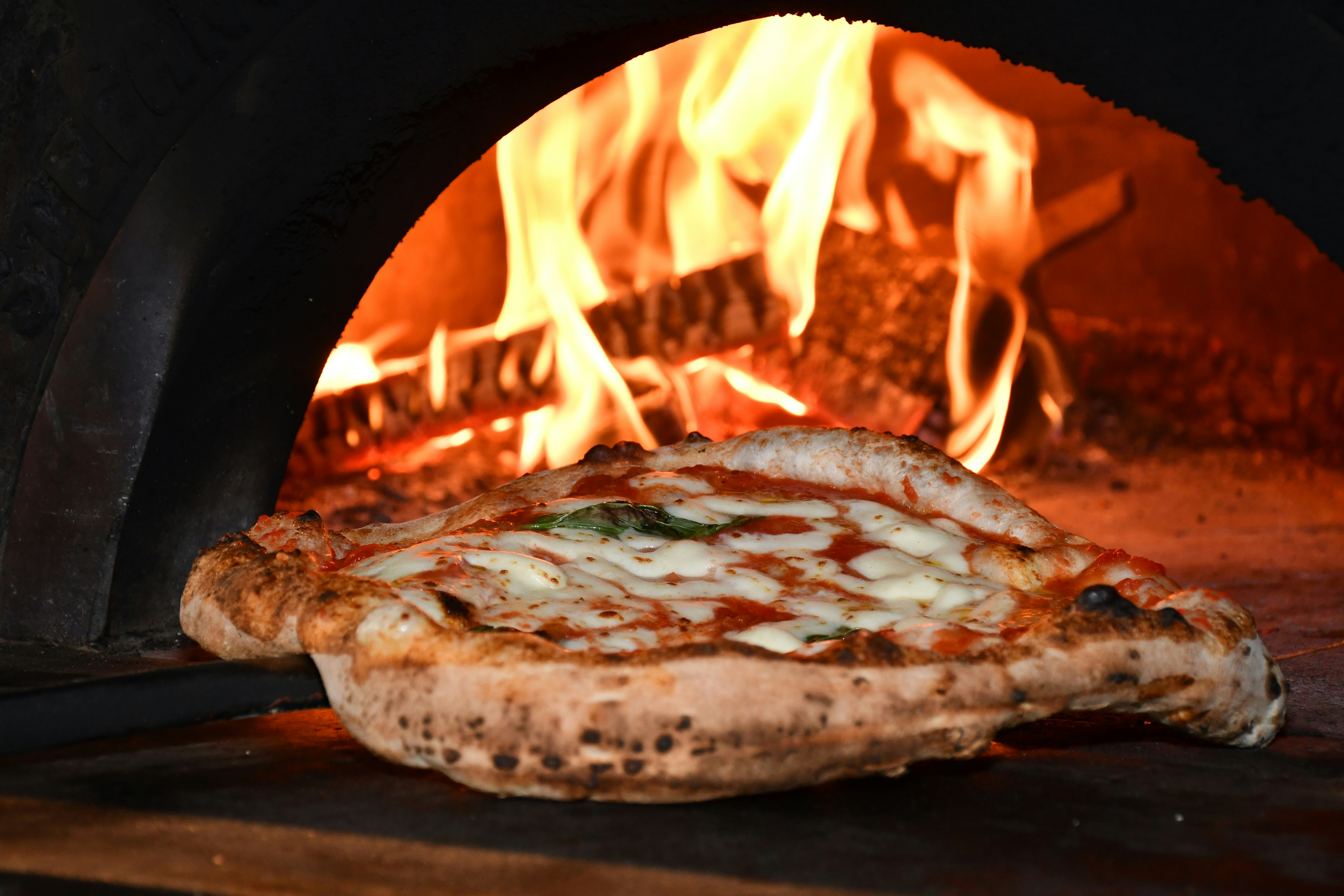 Eat Authentic Neapolitan Pizza
