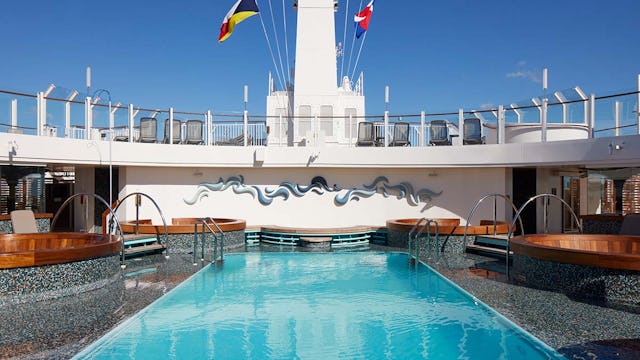 Beachcomber Pool on board Arvia