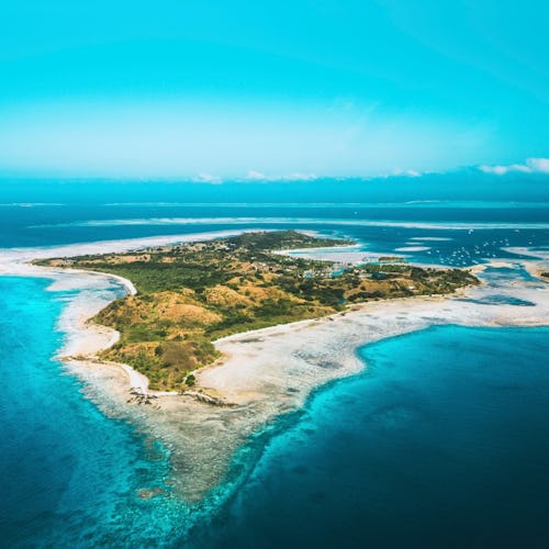 Coral reefs and beaches in Fiji