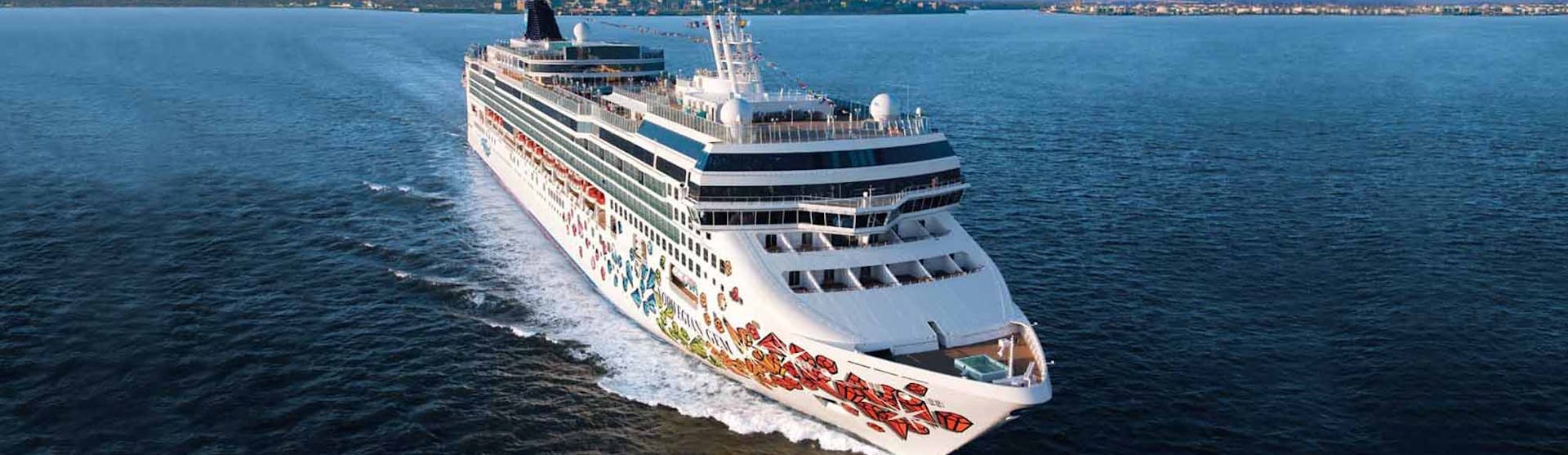 Norwegian Gem cruise ship
