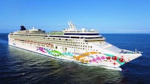 Norwegian Pearl cruise ship
