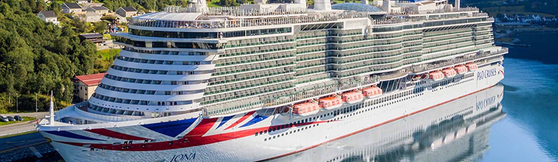 P&O Cruises Iona Cruise Ship