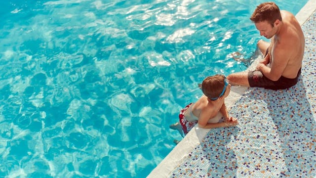 P&O Iona Swimming Pool