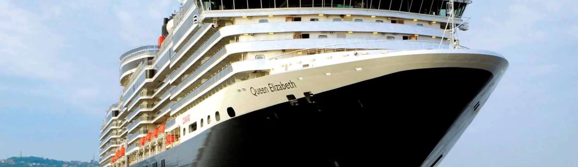 Queen Elizabeth Cruise Ship at sea