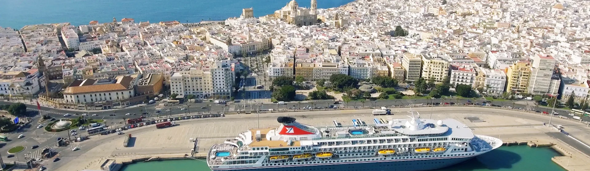 Fred Olsen Balmoral in Cadiz Spain