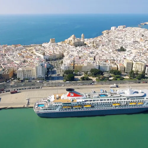 Fred Olsen Balmoral in Cadiz Spain