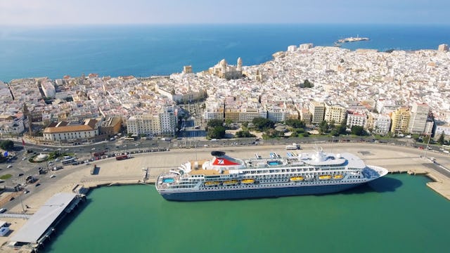 Fred Olsen Balmoral in Cadiz Spain
